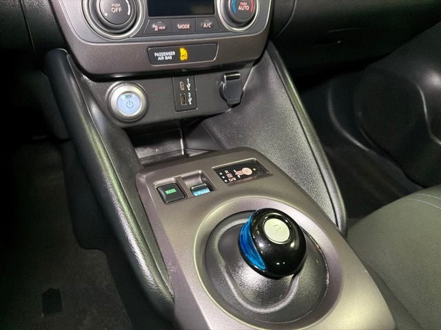 2025 Nissan Leaf S
