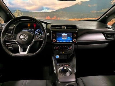 2025 Nissan Leaf S