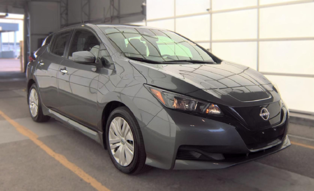 2025 Nissan Leaf S