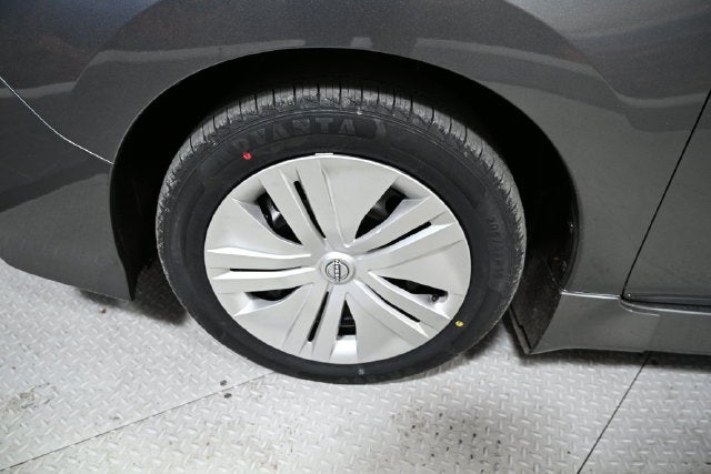 2025 Nissan Leaf S