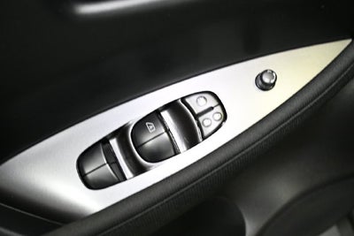2025 Nissan Leaf S