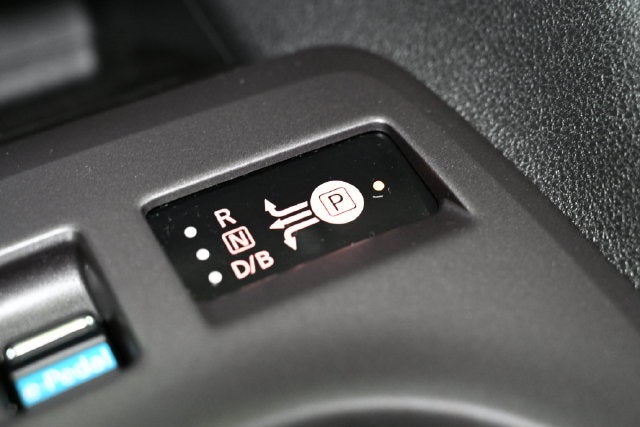 2025 Nissan Leaf S