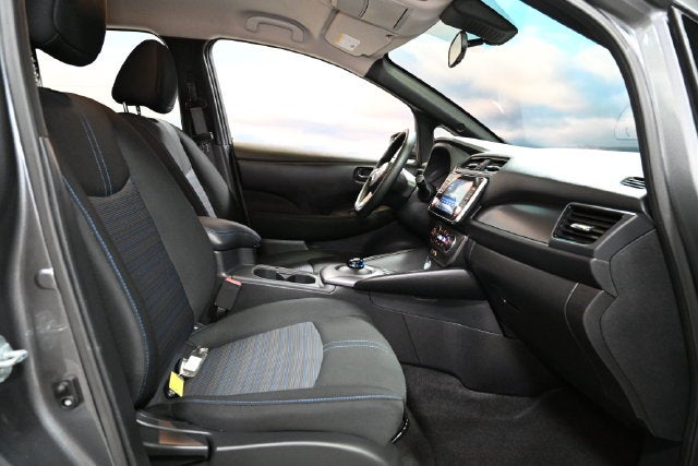 2025 Nissan Leaf S