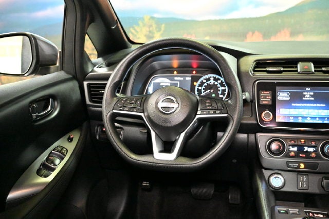 2025 Nissan Leaf S