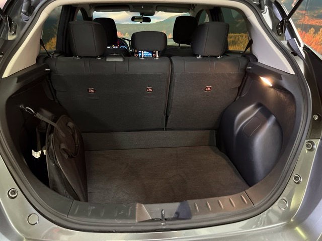 2025 Nissan Leaf S