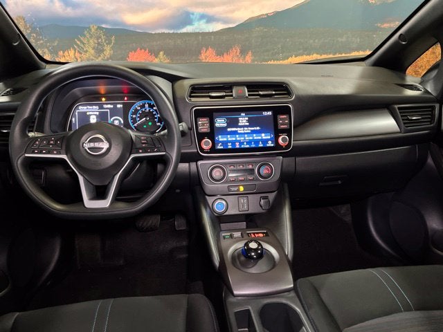 2025 Nissan Leaf S