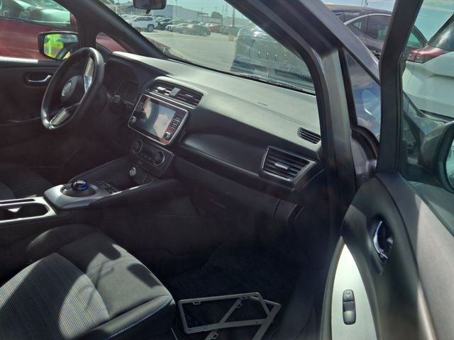 2023 Nissan Leaf S