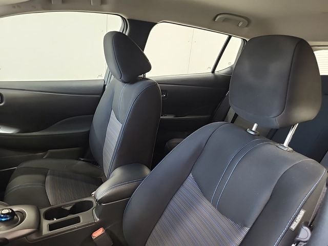 2023 Nissan Leaf S
