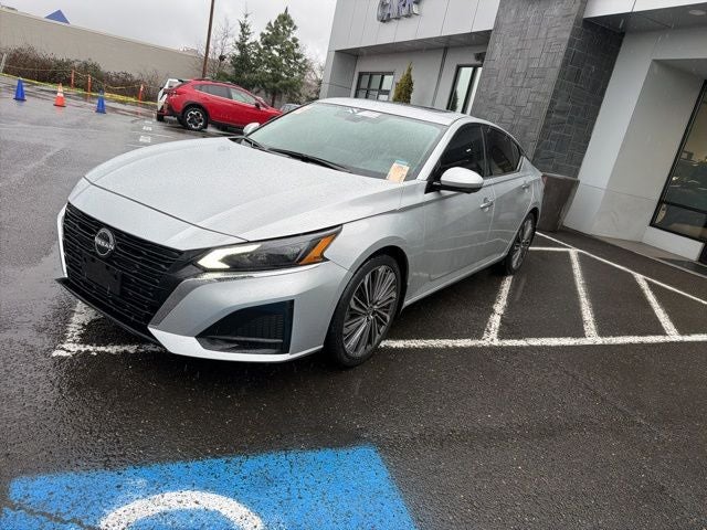 2024 Nissan Altima 2.5 SL