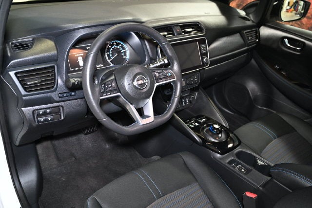 2025 Nissan Leaf SV Plus