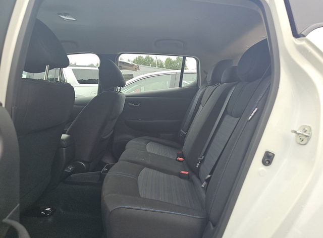 2024 Nissan Leaf SV Plus