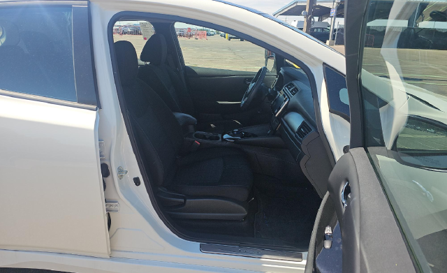 2025 Nissan Leaf SV Plus