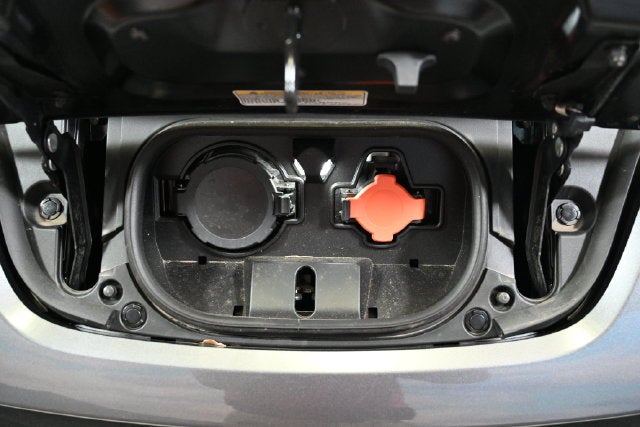 2025 Nissan Leaf SV Plus