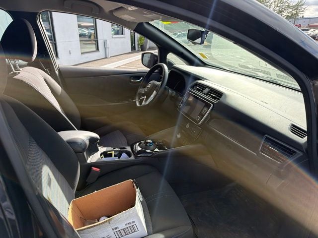 2023 Nissan Leaf SV Plus