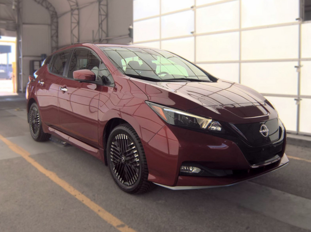 2024 Nissan Leaf SV Plus