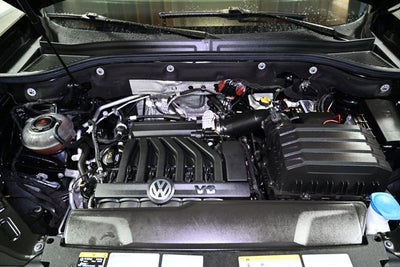 2022 Volkswagen Atlas 3.6L V6 SEL Premium R-Line