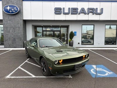 2022 Dodge Challenger SXT