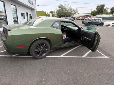 2022 Dodge Challenger SXT