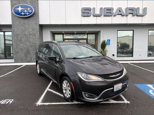 2019 Chrysler Pacifica Touring L