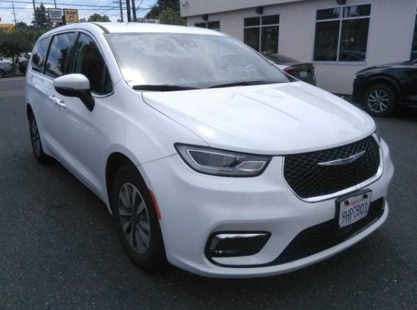2023 Chrysler Pacifica Hybrid Touring L