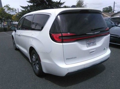 2023 Chrysler Pacifica Hybrid Touring L