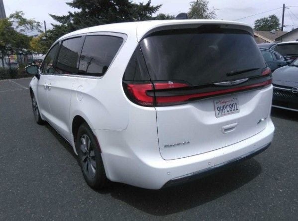 2023 Chrysler Pacifica Hybrid Touring L