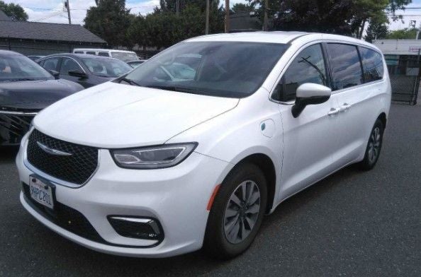 2023 Chrysler Pacifica Hybrid Touring L
