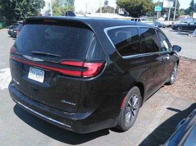 2024 Chrysler Pacifica Hybrid Select