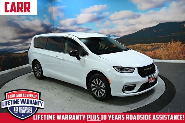 2024 Chrysler Pacifica Hybrid Select