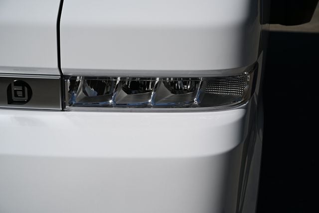 2023 BrightDrop Zevo 600 Base