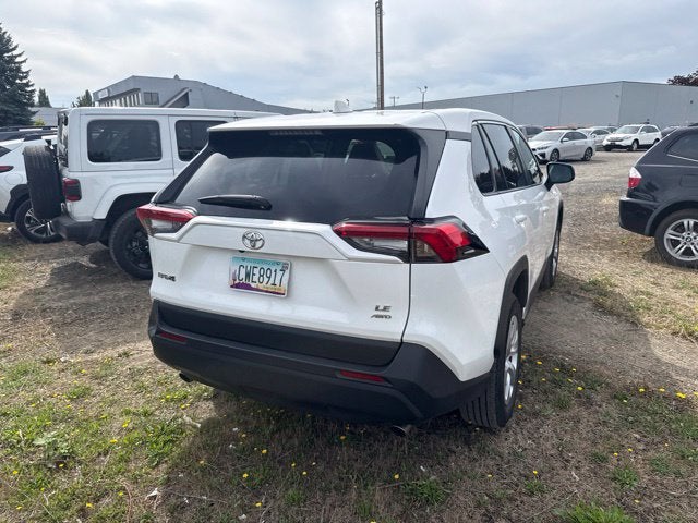 2025 Toyota RAV4 LE