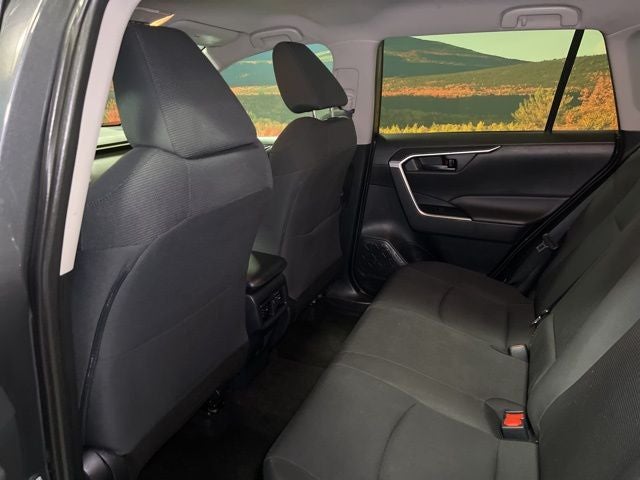 2019 Toyota RAV4 Hybrid LE