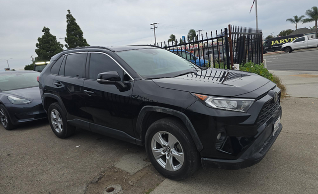 2019 Toyota RAV4 XLE