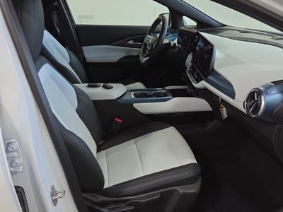 2024 Chevrolet Equinox EV LT