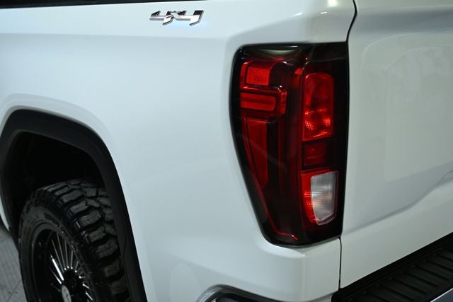 2022 GMC Sierra 1500 SLE