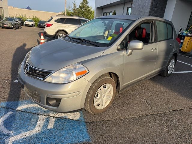 2010 Nissan Versa 1.8 S