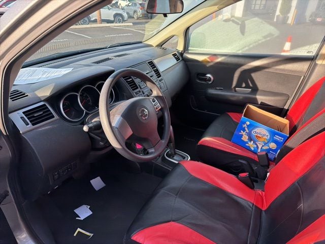 2010 Nissan Versa 1.8 S