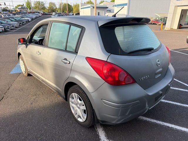 2010 Nissan Versa 1.8 S