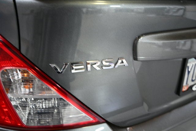 2017 Nissan Versa 1.6 SV