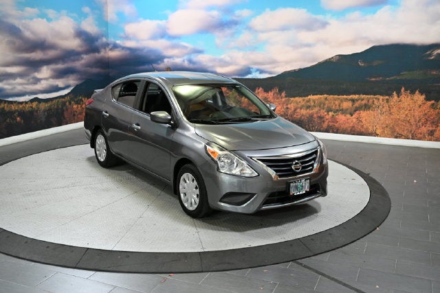 2017 Nissan Versa 1.6 SV