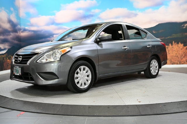 2017 Nissan Versa 1.6 SV