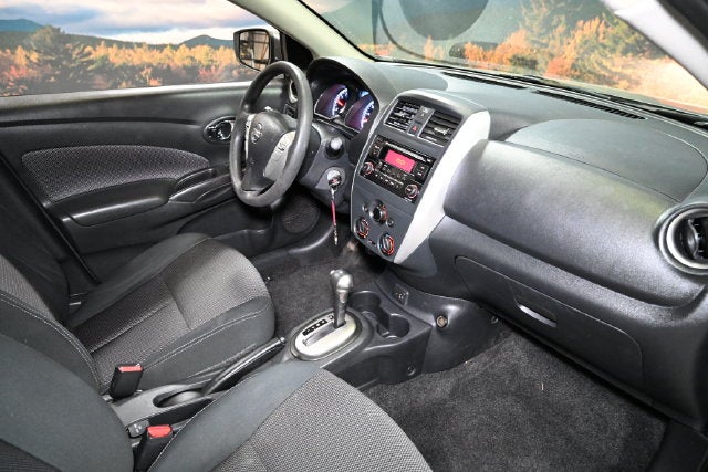 2017 Nissan Versa 1.6 SV