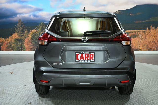 2024 Nissan Kicks S