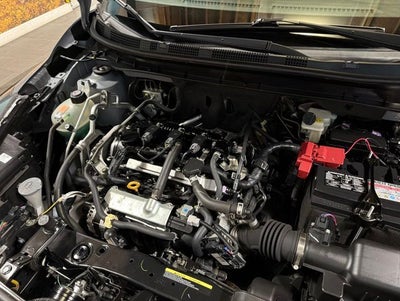 2022 Nissan Kicks SR