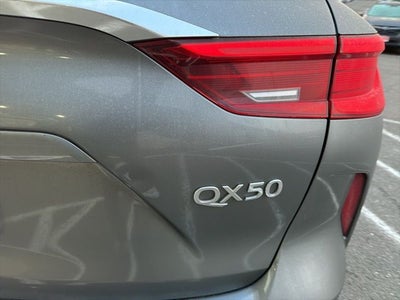 2019 INFINITI QX50 LUXE