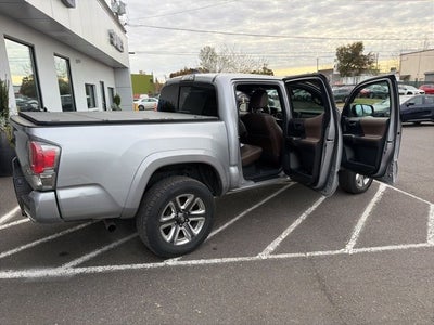 2018 Toyota Tacoma SR V6