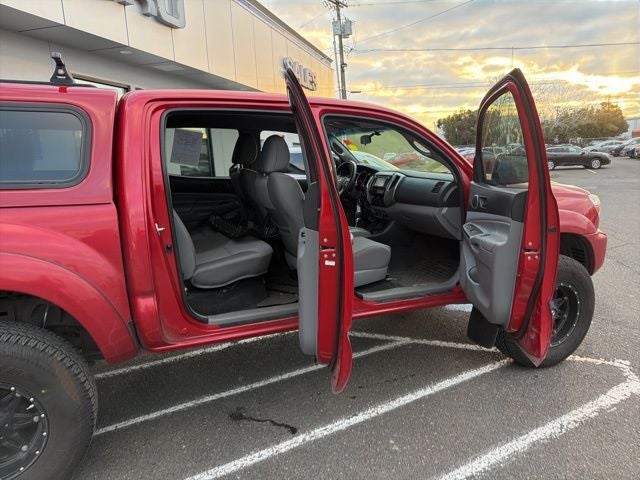2015 Toyota Tacoma Base V6