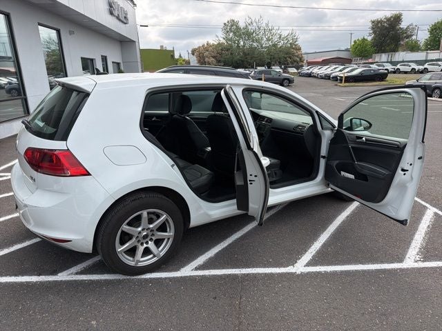2015 Volkswagen Golf TDI SEL 4-Door