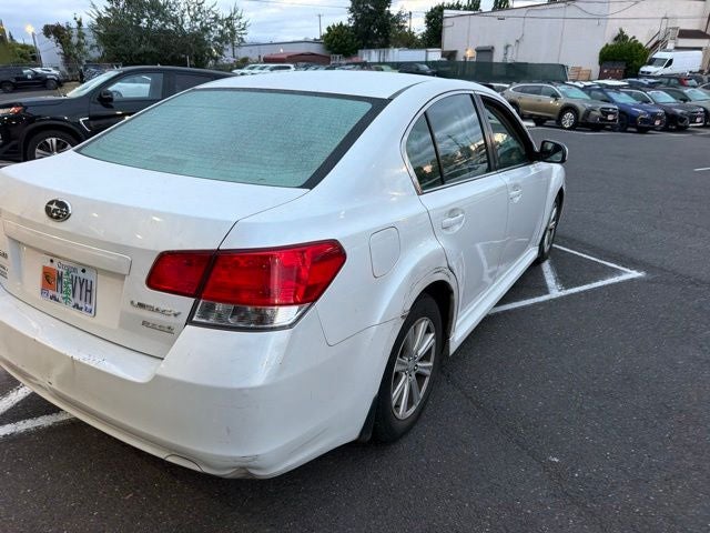 2011 Subaru Legacy 2.5i Premium