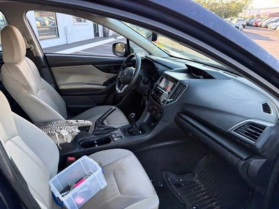 2019 Subaru Impreza 2.0i